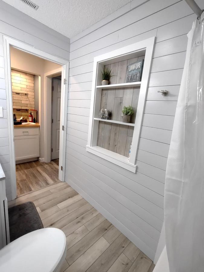 F Lakefront! Remodeled, Sleeps 4, Boat Slip, Patio, Wifi, Cable, Pool Осейдж-Бич Экстерьер фото